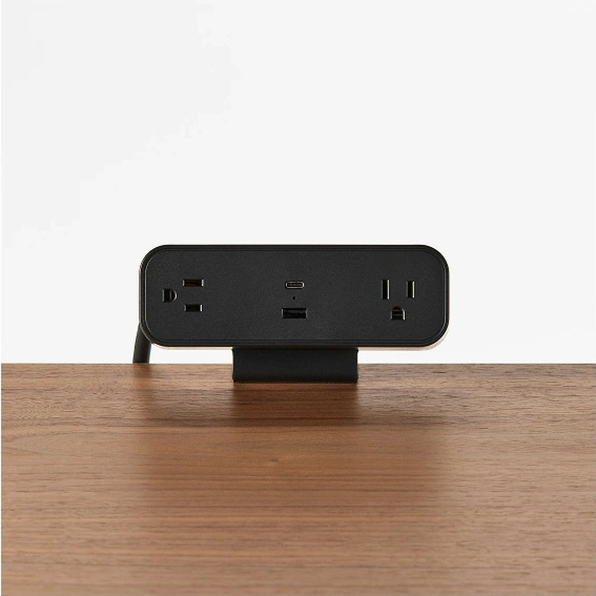 NeatHub Charging Station