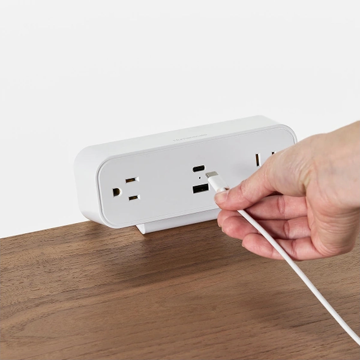 NeatHub Charging Station